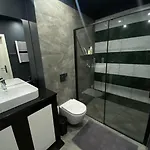 Apartmán Jb 56m2 Parking,balkon,2sypialnie *