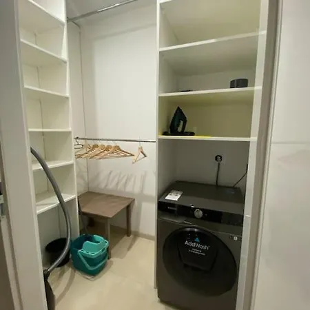 Jb 56m2 Parking,balkon,2sypialnie Apartment *