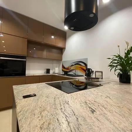 Jb 56m2 Parking,balkon,2sypialnie Apartment *