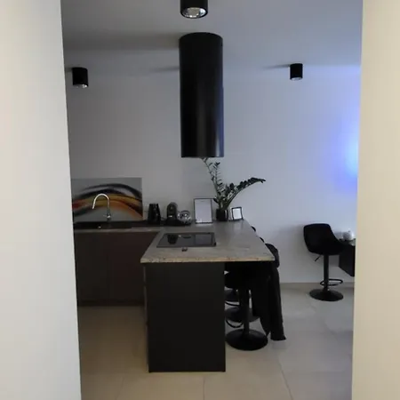 Jb 56m2 Parking,balkon,2sypialnie Daire Legnica