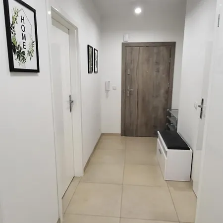 Jb 56m2 Parking,balkon,2sypialnie Apartment *
