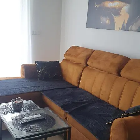 Jb 56m2 Parking,balkon,2sypialnie Apartment *